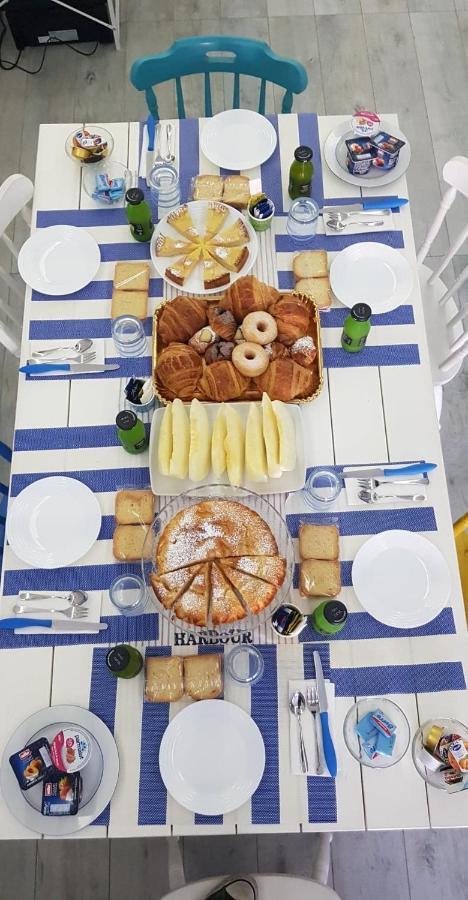 #Zonaporto Bed and Breakfast Napoli Eksteriør billede